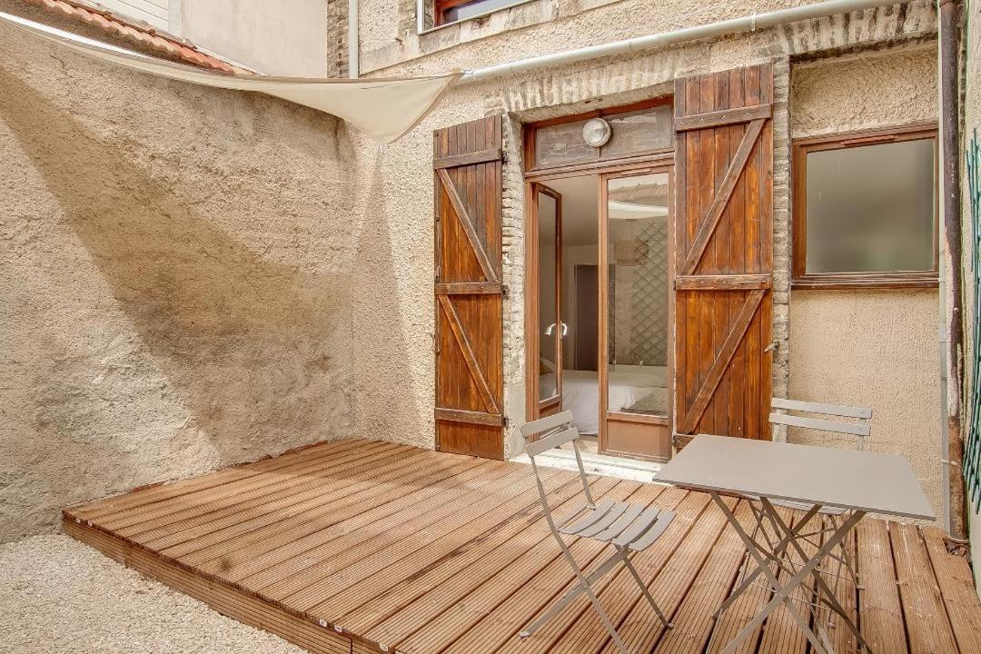 Ferienwohnung Hyper-Centre Reims- Cathedrale Avec Jolie Terrasse Exterior foto